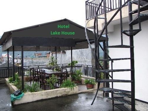 Hotel Lake House Pókhara Exteriér fotografie